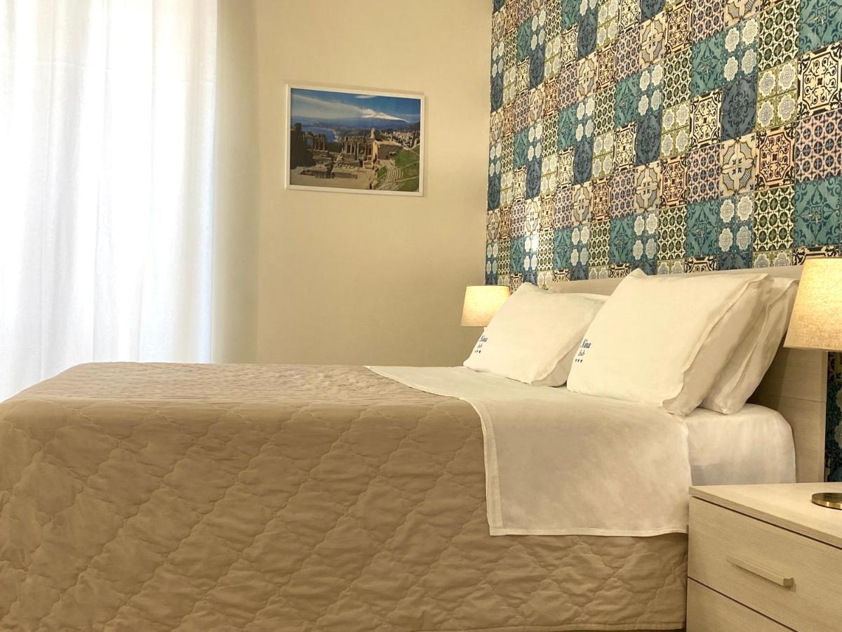 Nina B&B Giardini Naxos Bagian luar foto