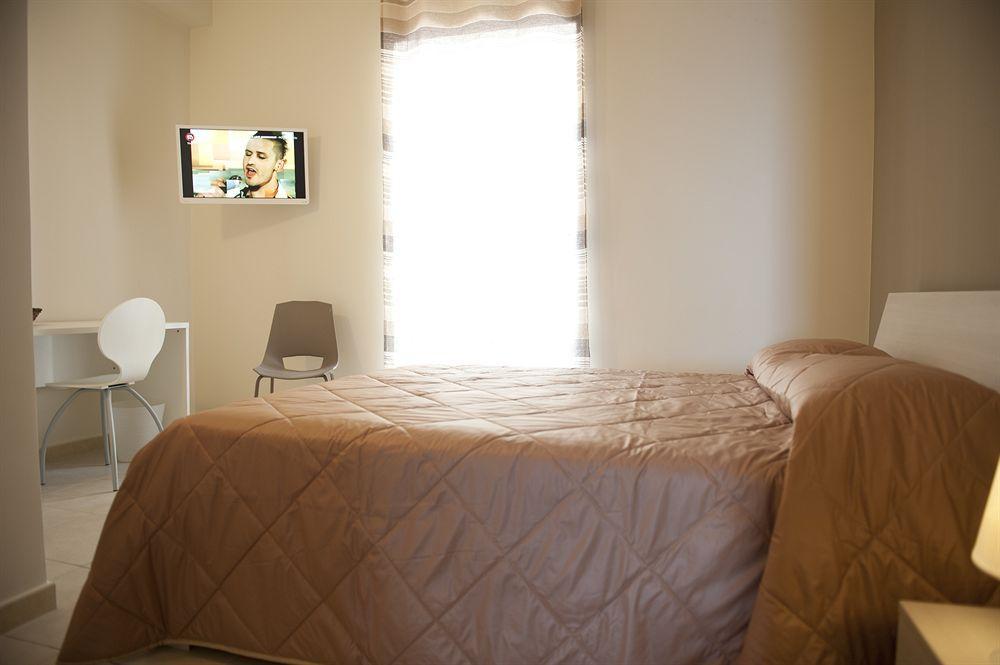 Nina B&B Giardini Naxos Bagian luar foto