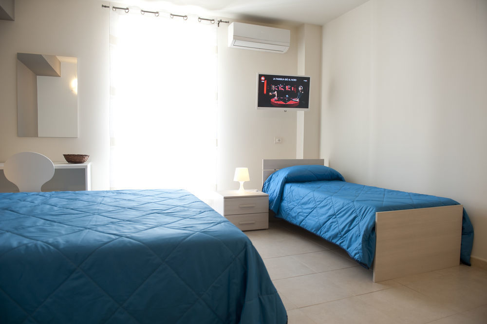 Nina B&B Giardini Naxos Bagian luar foto